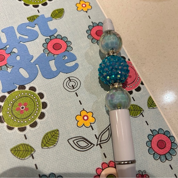 Handmade Small Legal Notepad Folio and Jeweled Pen Set - Picture 10 of 13